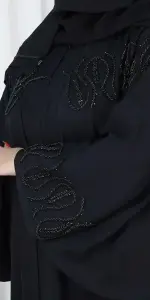 عباية الملكة خرز