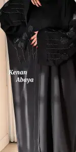 عباية ازهار تو اسود