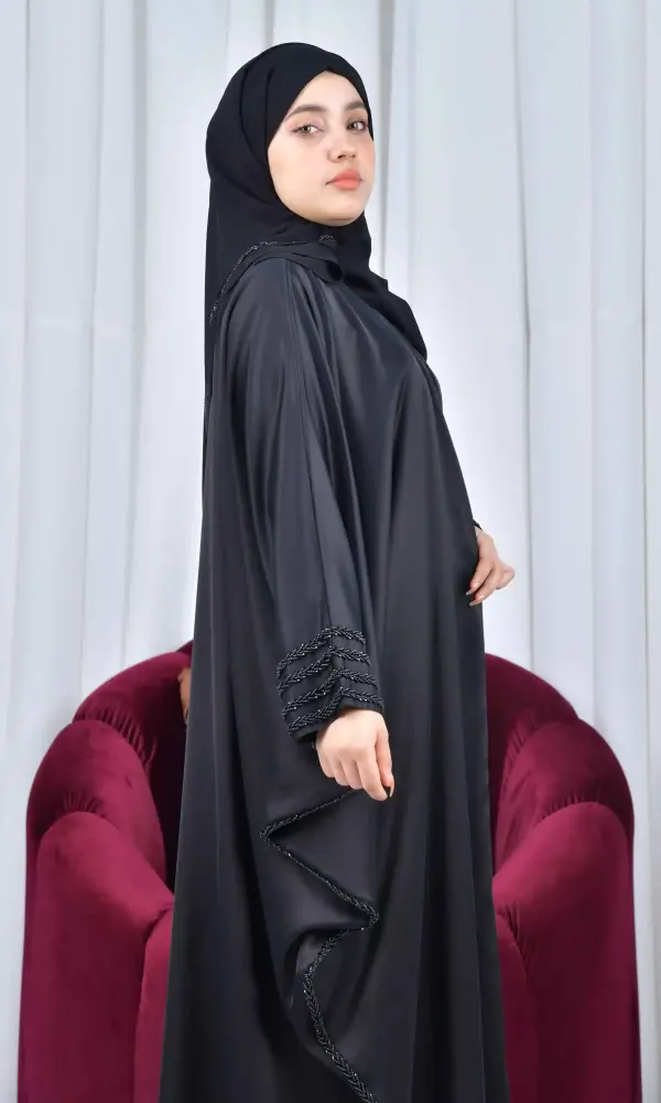 عباية ملكة شام