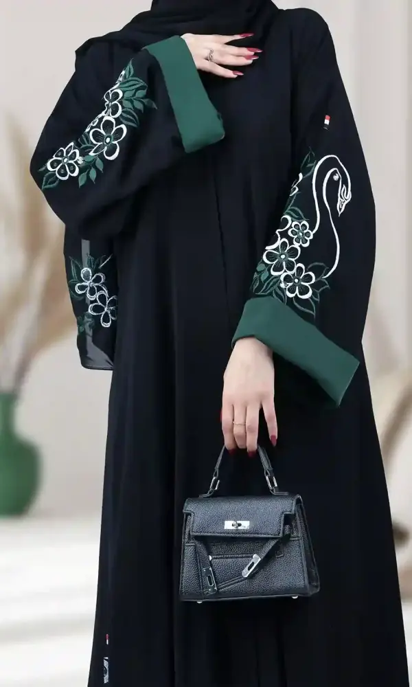 عباية ايسون