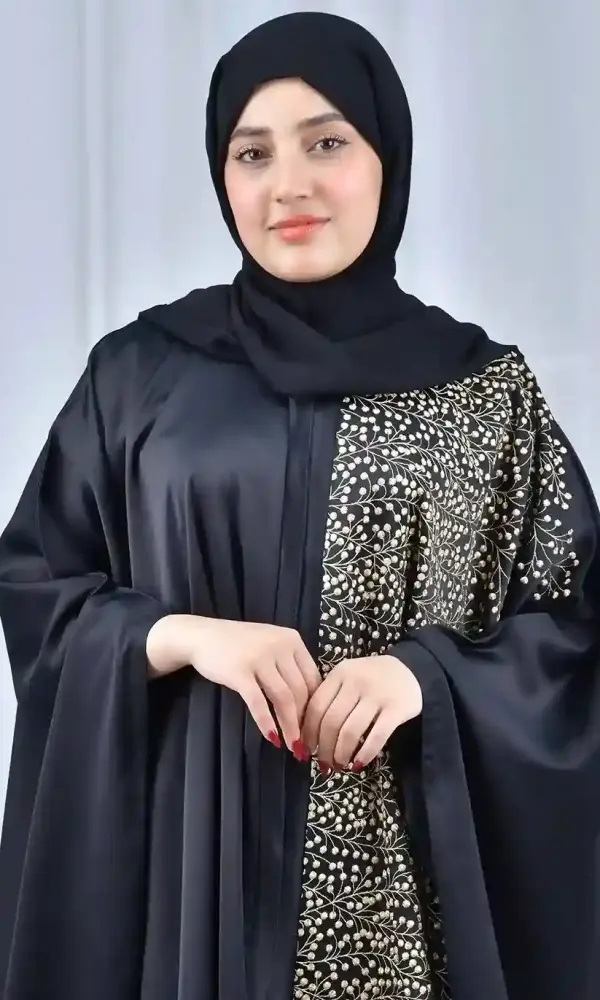 عباية اميراس ذهبي