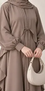 اليانا تاوب