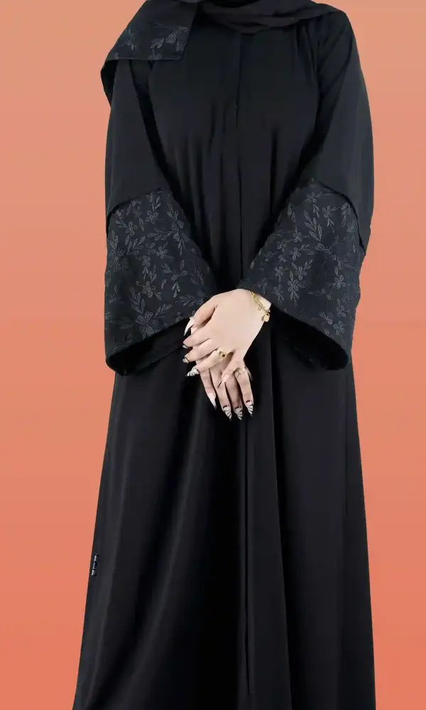 عباية حور