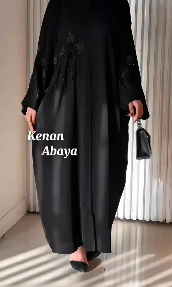 عباية ازهار تو اسود