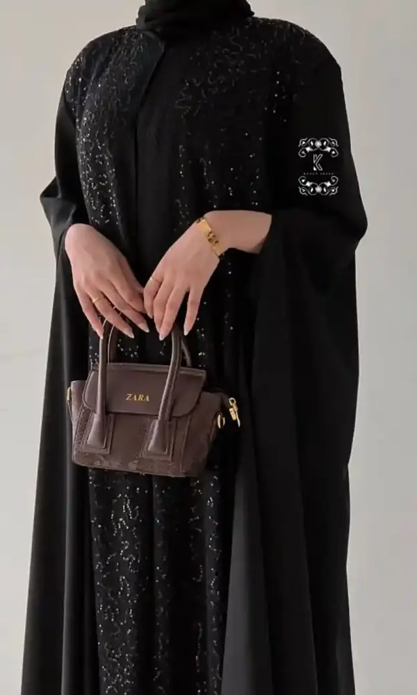 عباية ترانيم