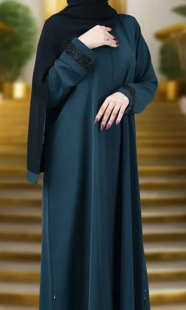 عباية بيسان ملون