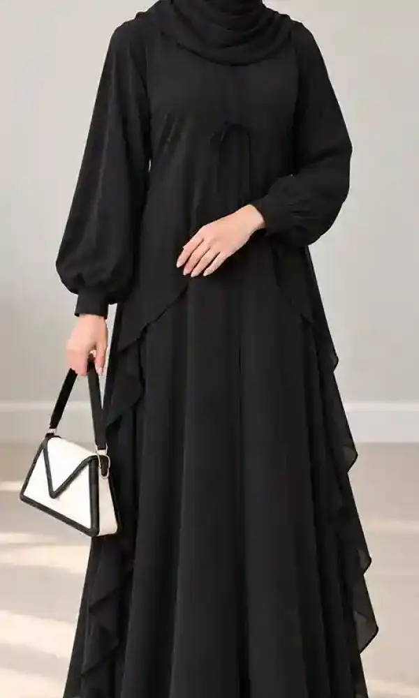 اليانا اسود