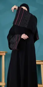 عباية حور ثري