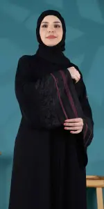 عباية حور ثري