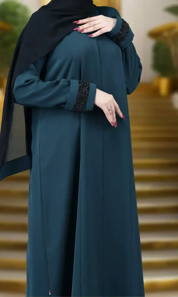 عباية بيسان ملون